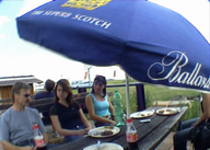 Vorbereitung unter´m Schirm briefing_tb